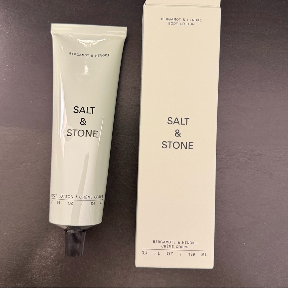 Bergamot & Hinoki Hydrating Body Lotion with Niacinamide